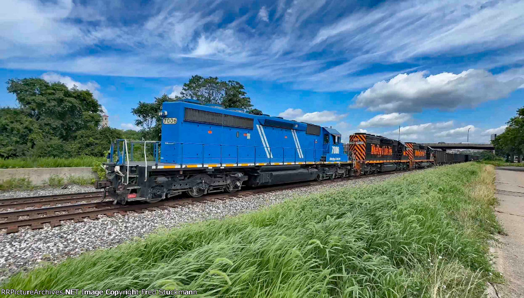 WE 7006 although LHF, looks great against that sky.